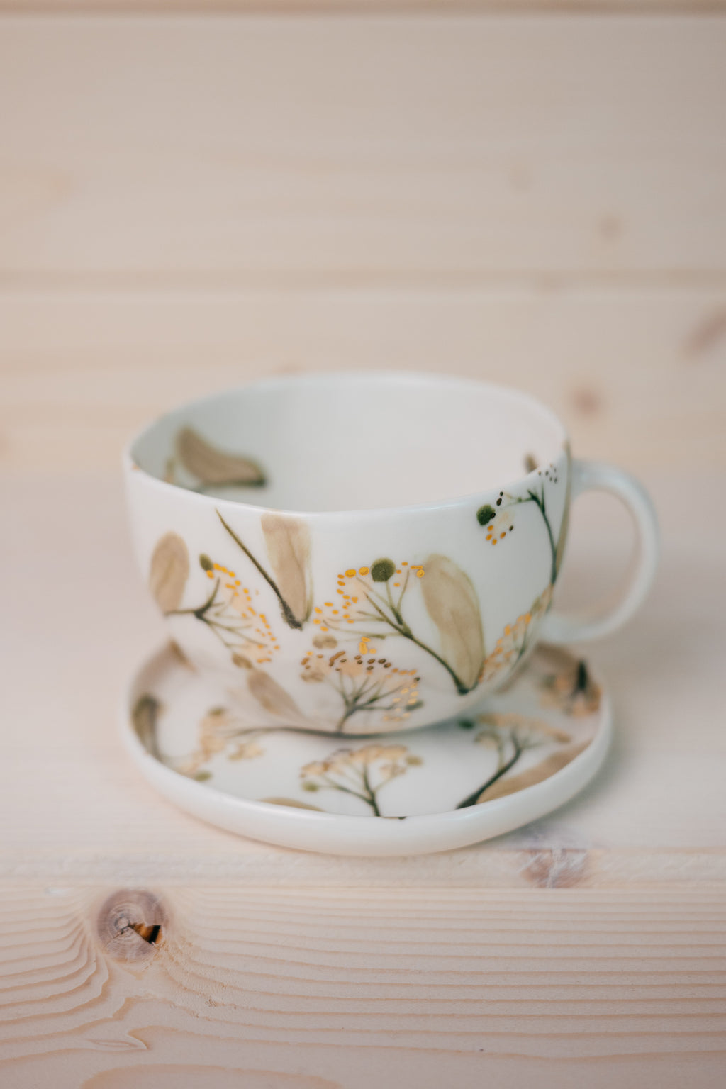 Linden Flowers | Porcelain Cup and Saucer set