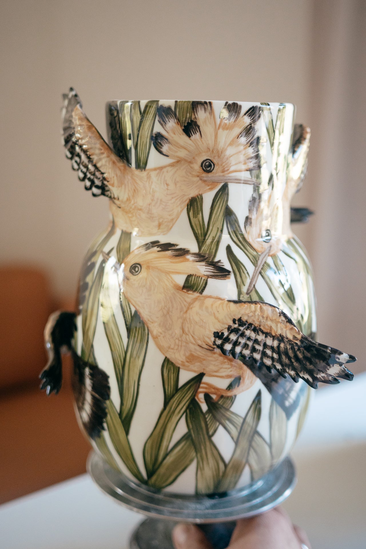 Hoopoe wings | Porcelain vase