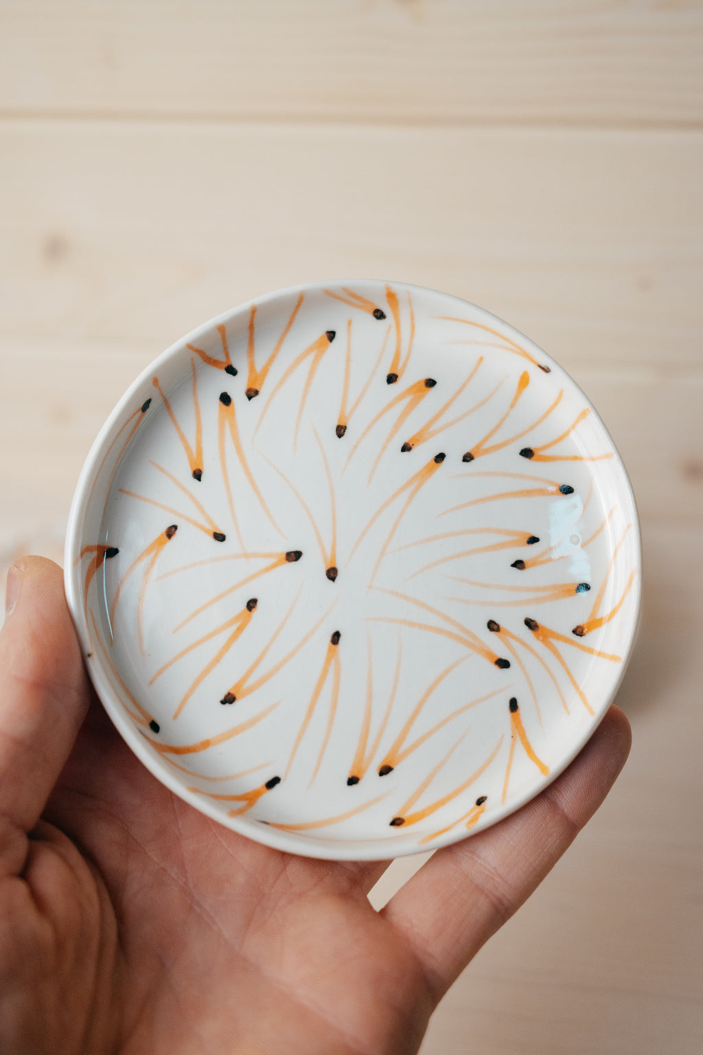 Pine Needles | Porcelain saucer