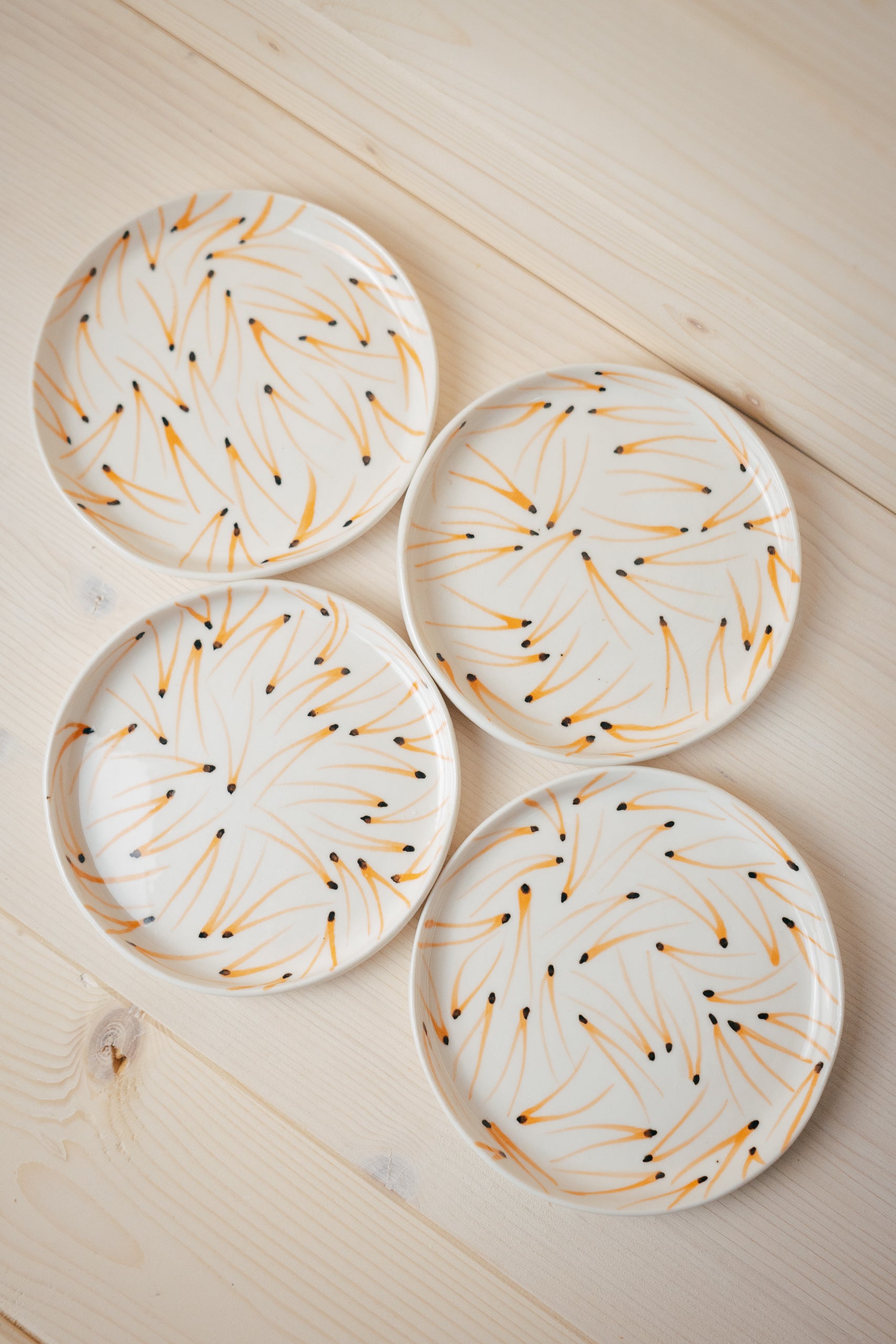 Pine Needles | Porcelain saucer