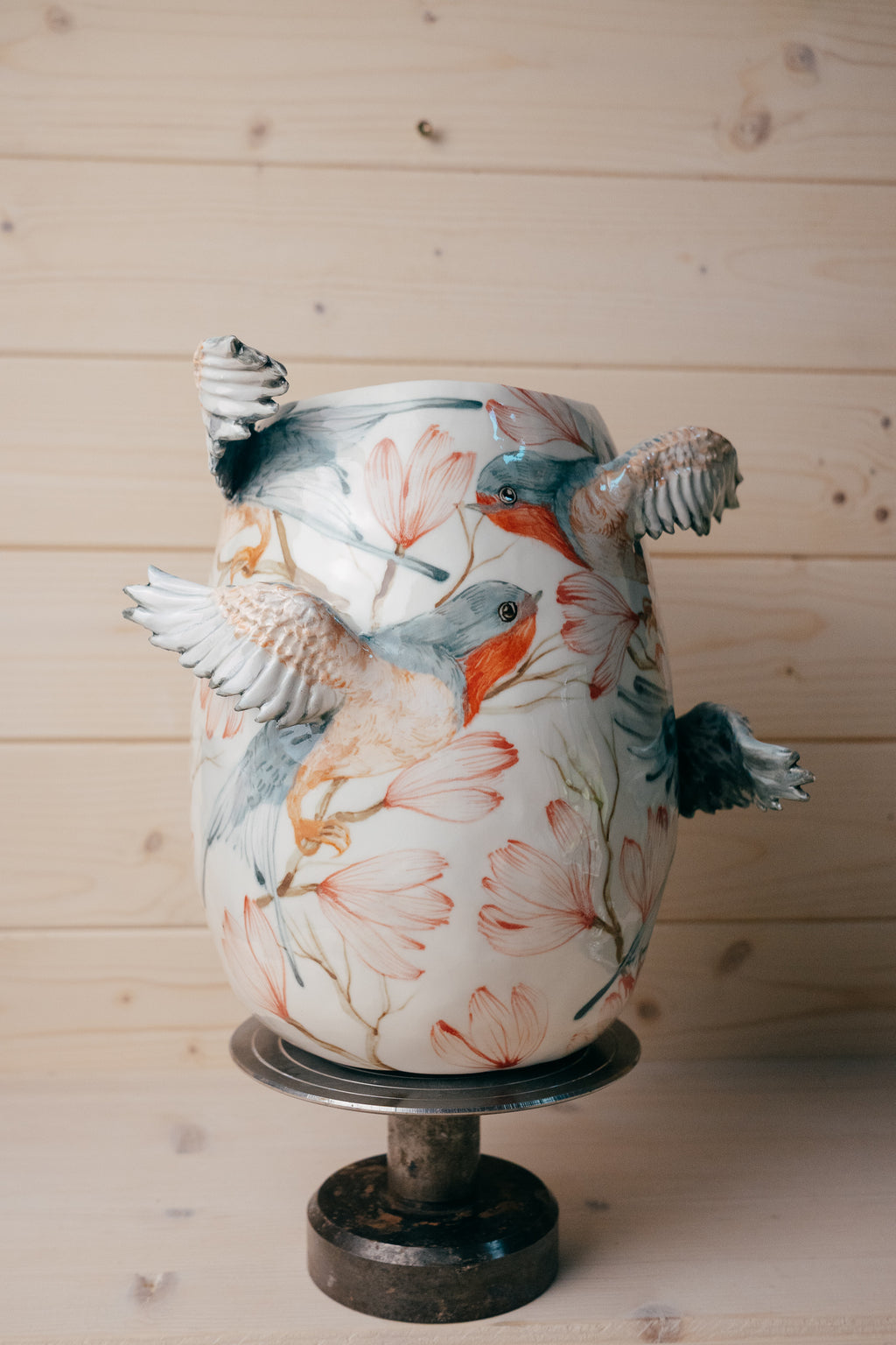 Large porcelain vase | Swallows in magnolias