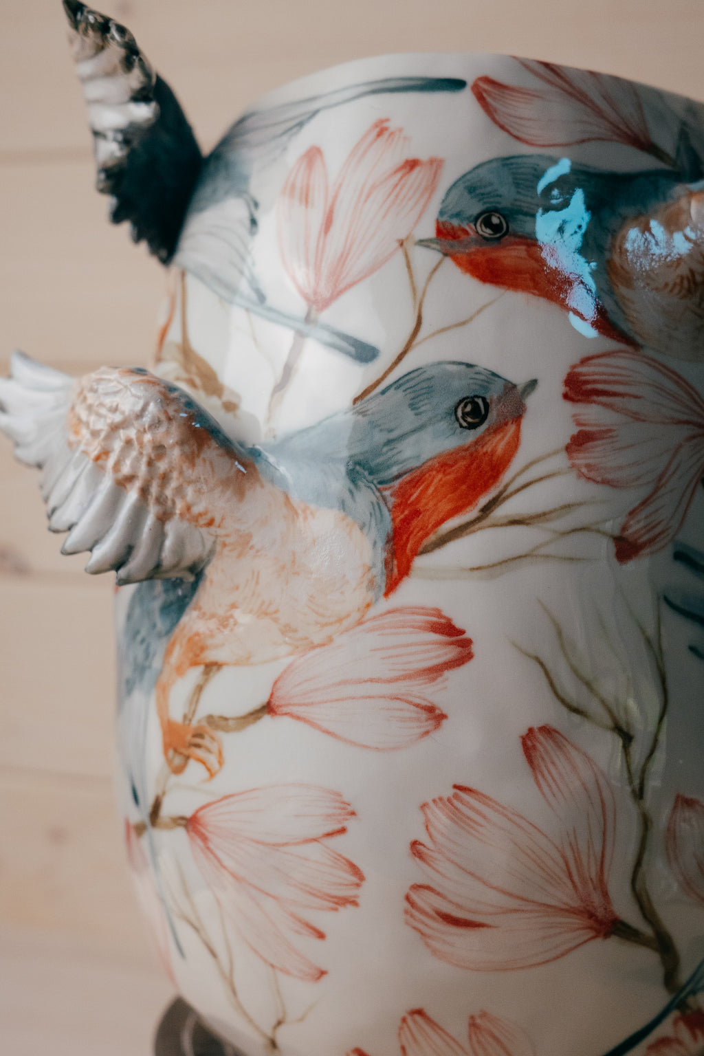 Large porcelain vase | Swallows in magnolias