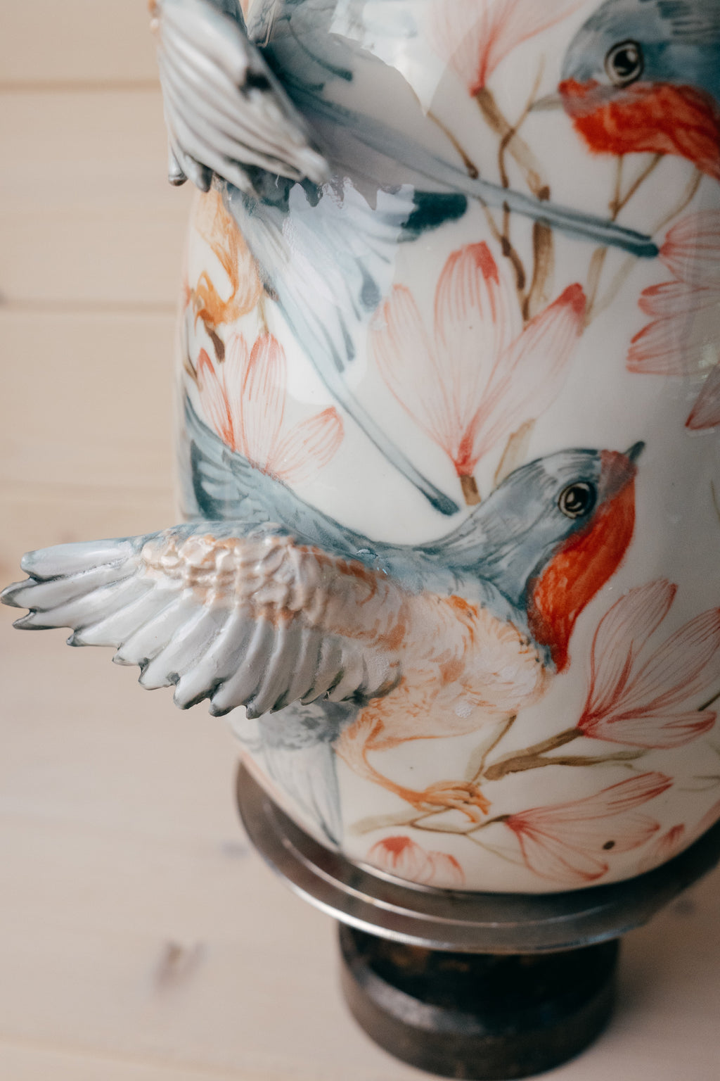 Large porcelain vase | Swallows in magnolias