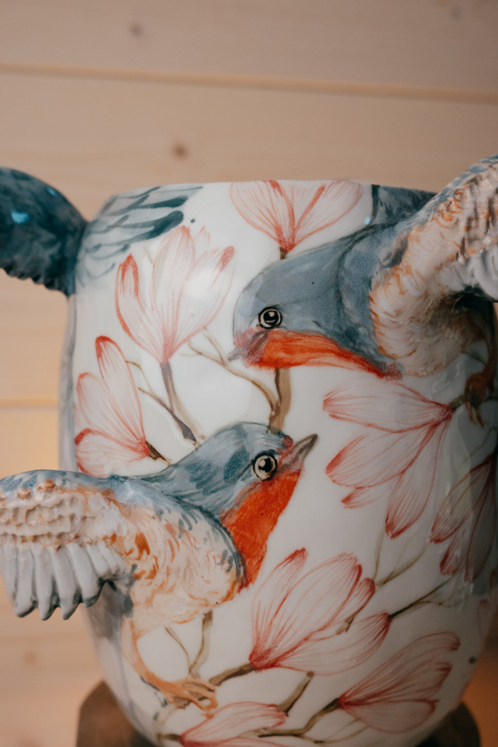 Porcelain vase | Swallows in magnolias