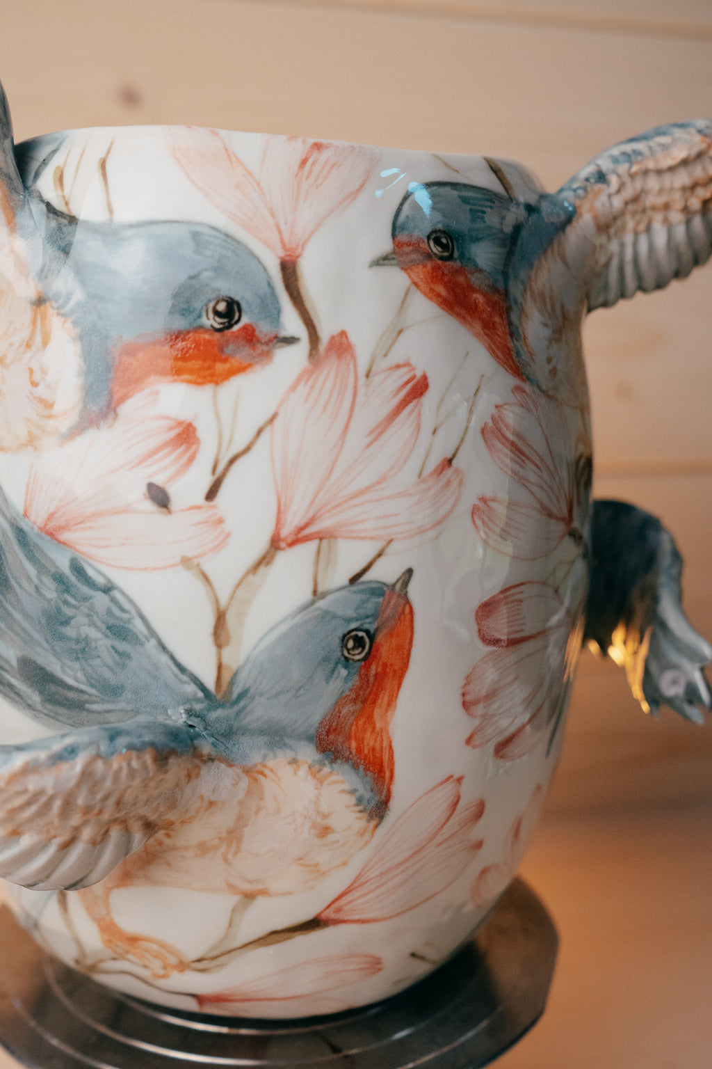 Porcelain vase | Swallows in magnolias