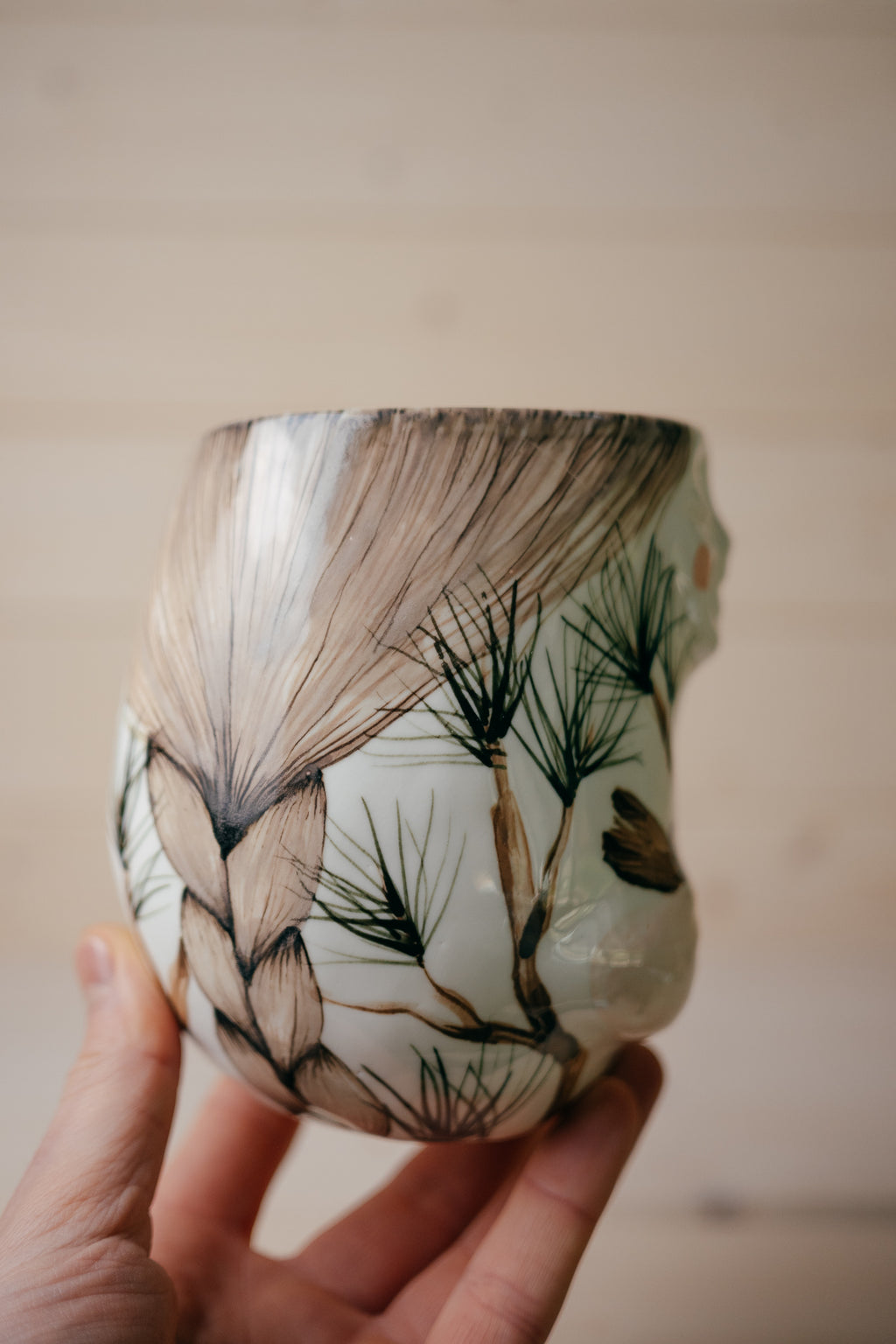 Crested Tit | Porcelain vase
