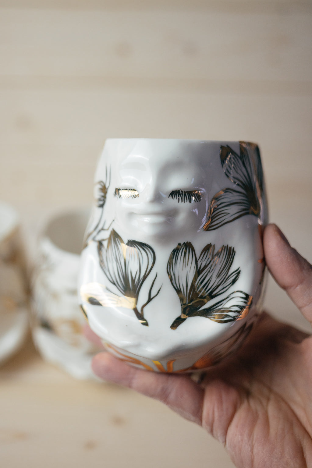 Golden Magnolia | Porcelain vase