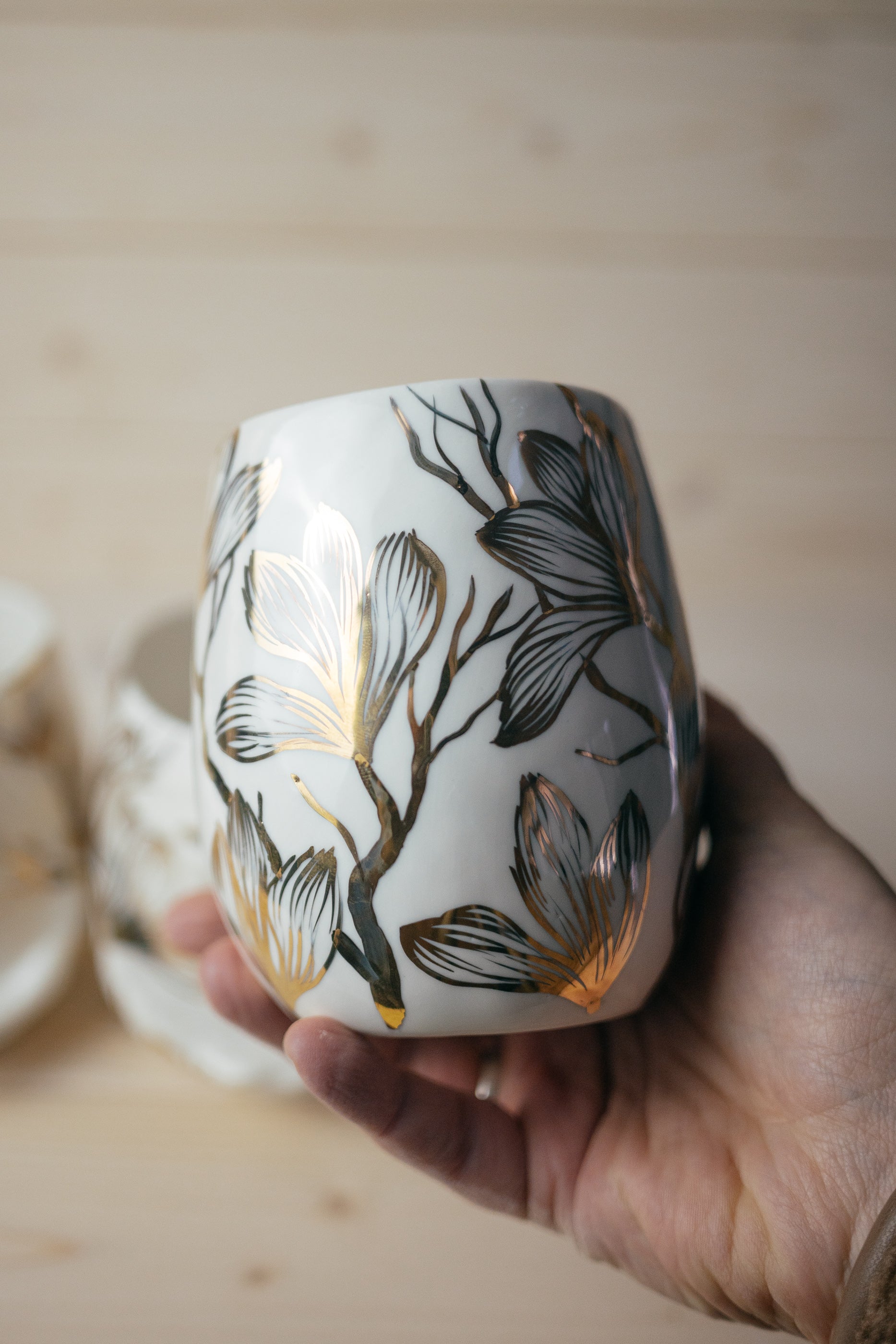 Golden Magnolia | Porcelain vase