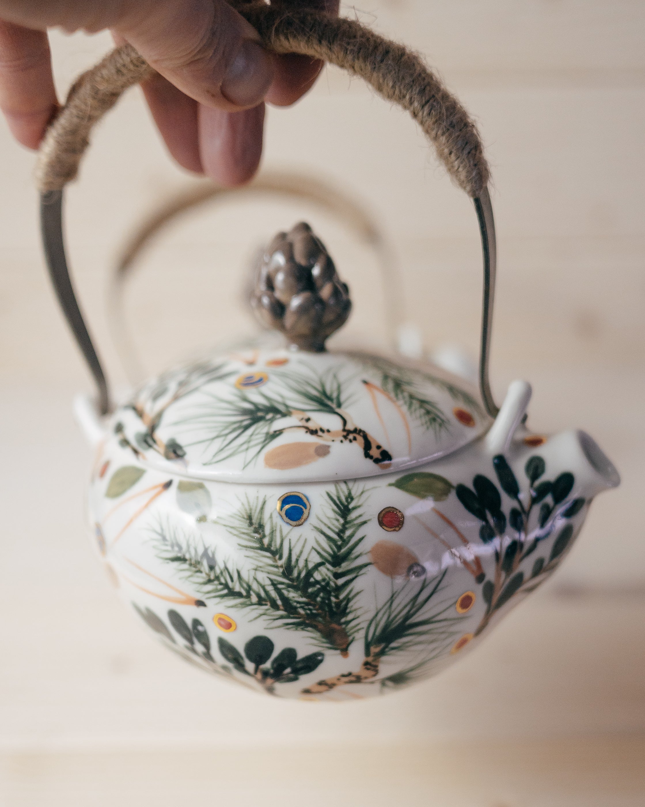 Ovisi forest | Handmade porcelain teapot