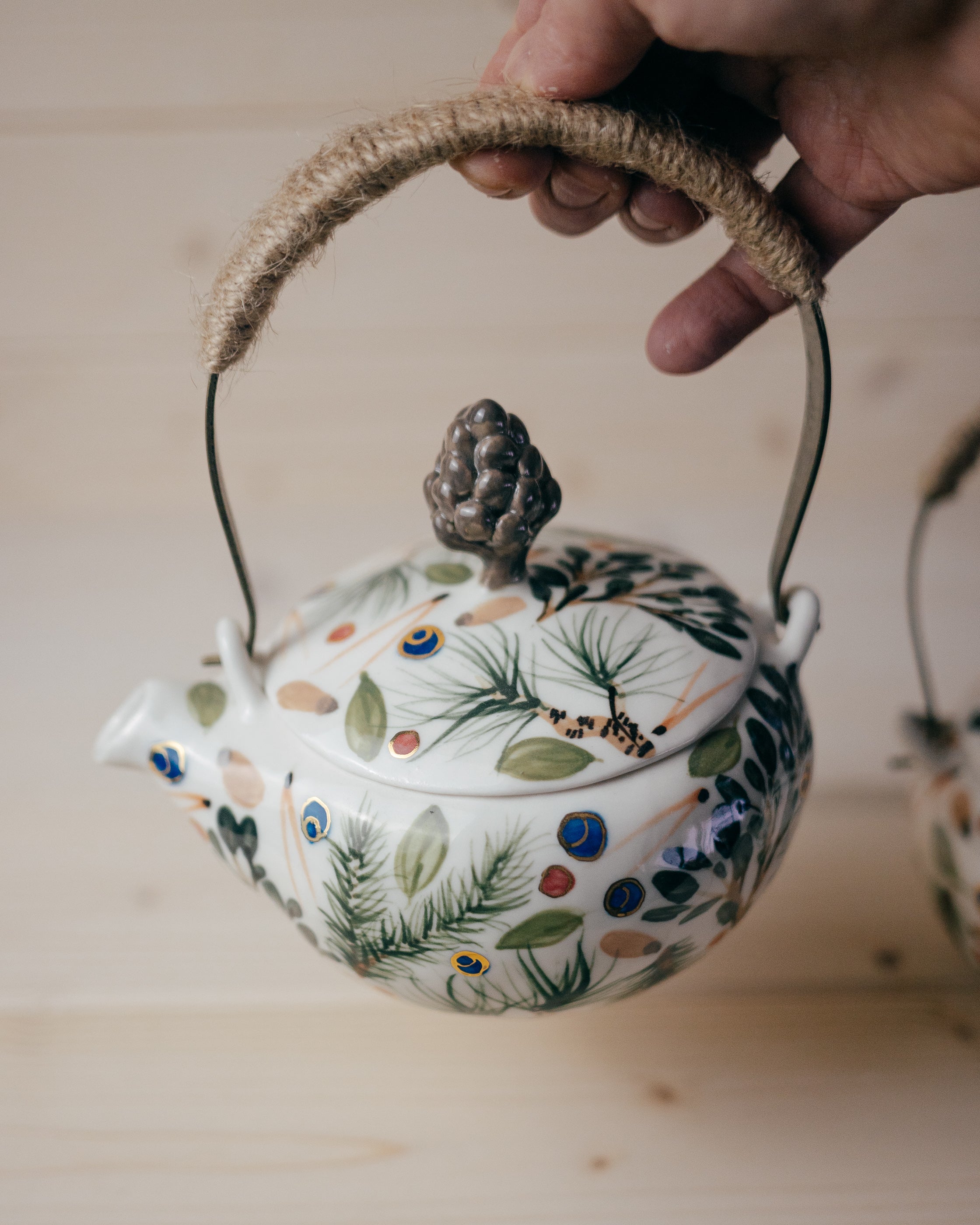 Ovisi forest | Handmade porcelain teapot