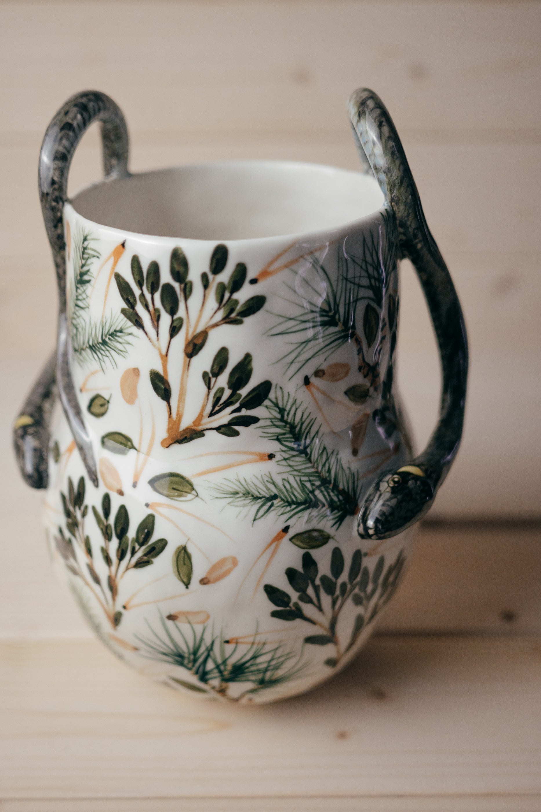 Grass Snake | Porcelain vase