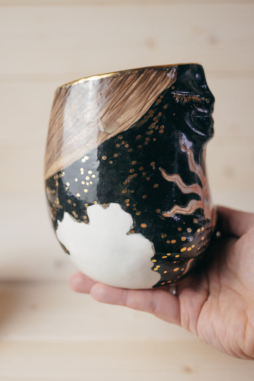 Sun | Porcelain vase