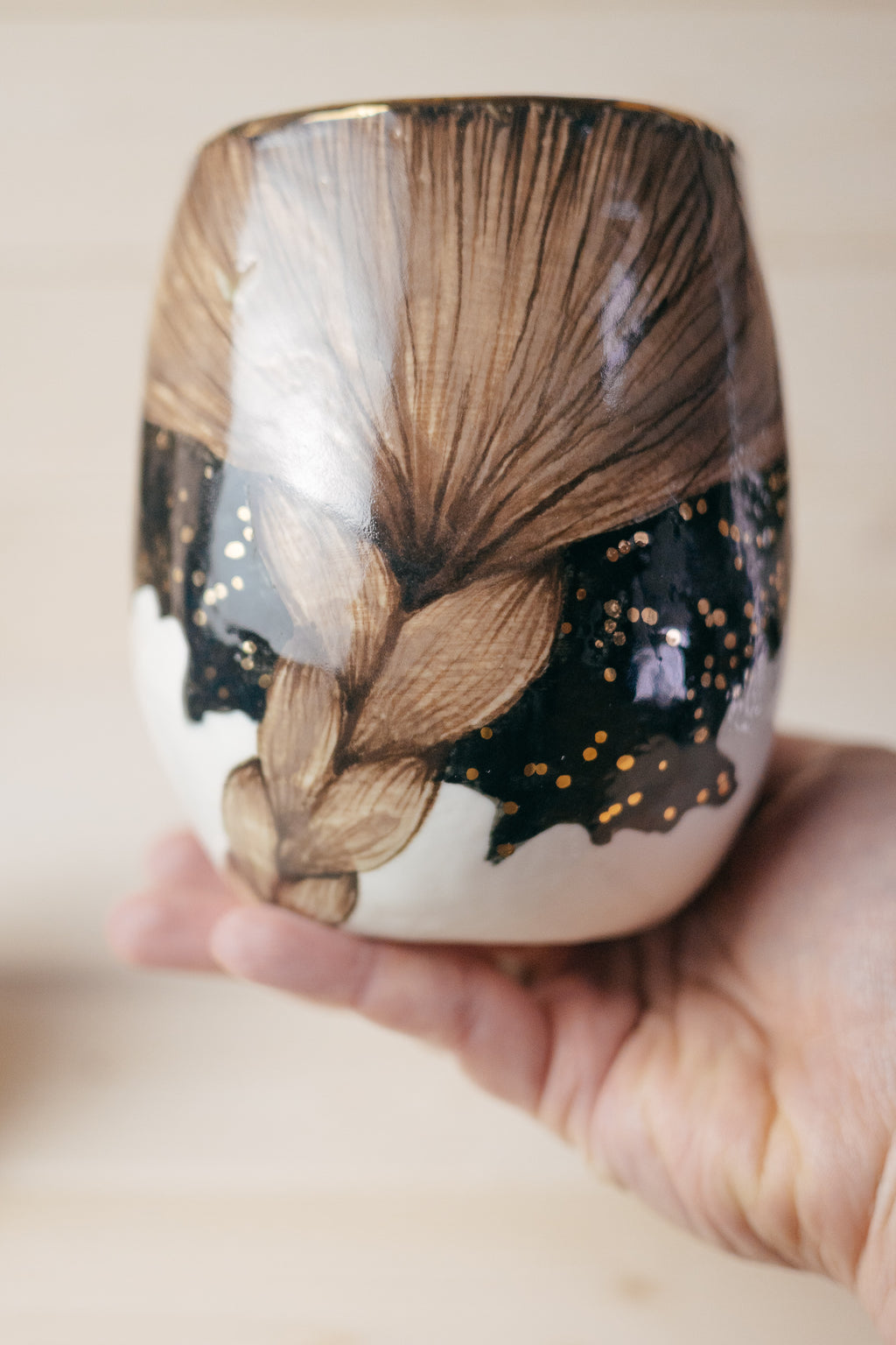 Sun | Porcelain vase