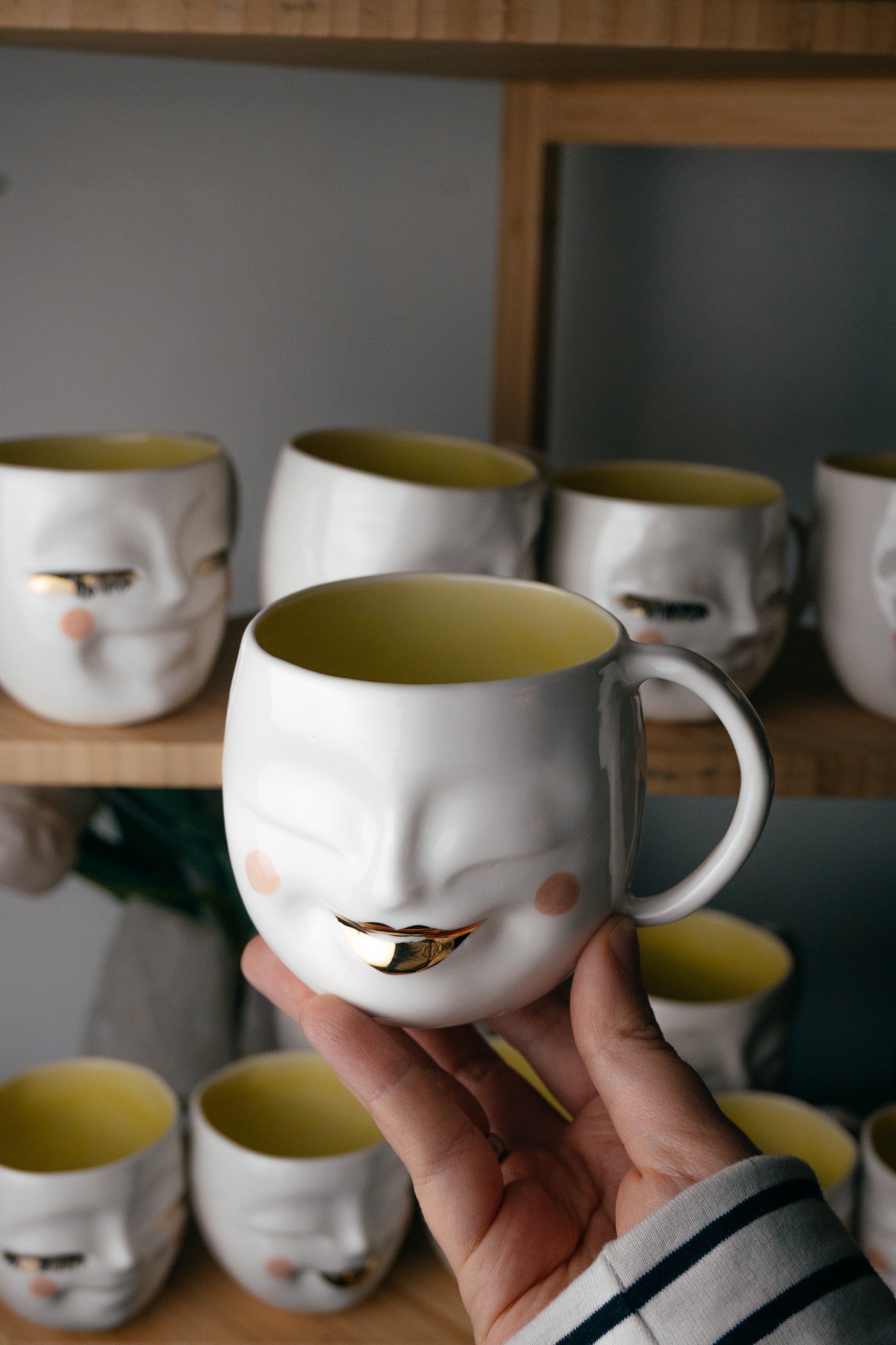 Happy face M rounded size | Porcelain mug