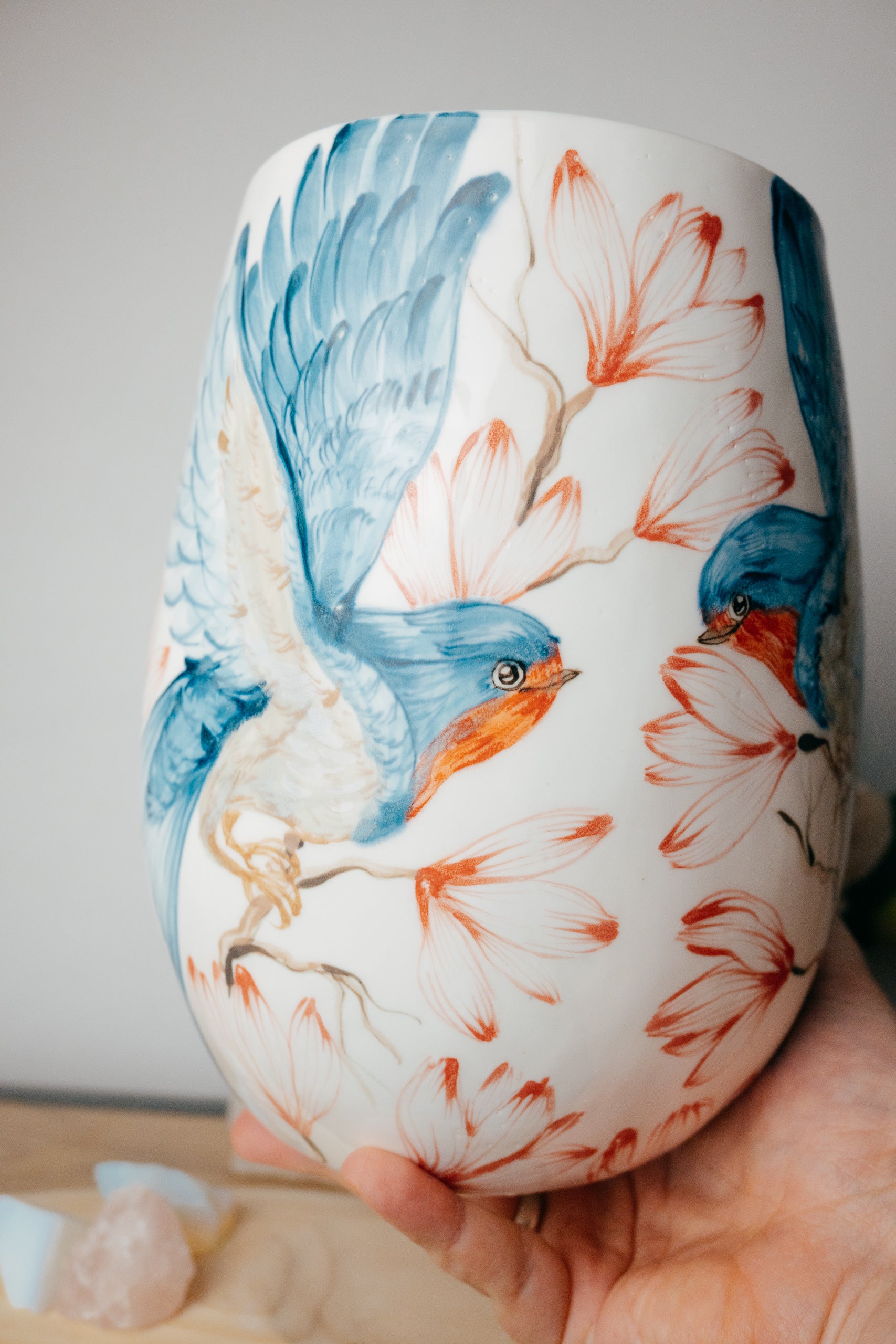 Swallows in Magnolias | Large Porcelain Vase