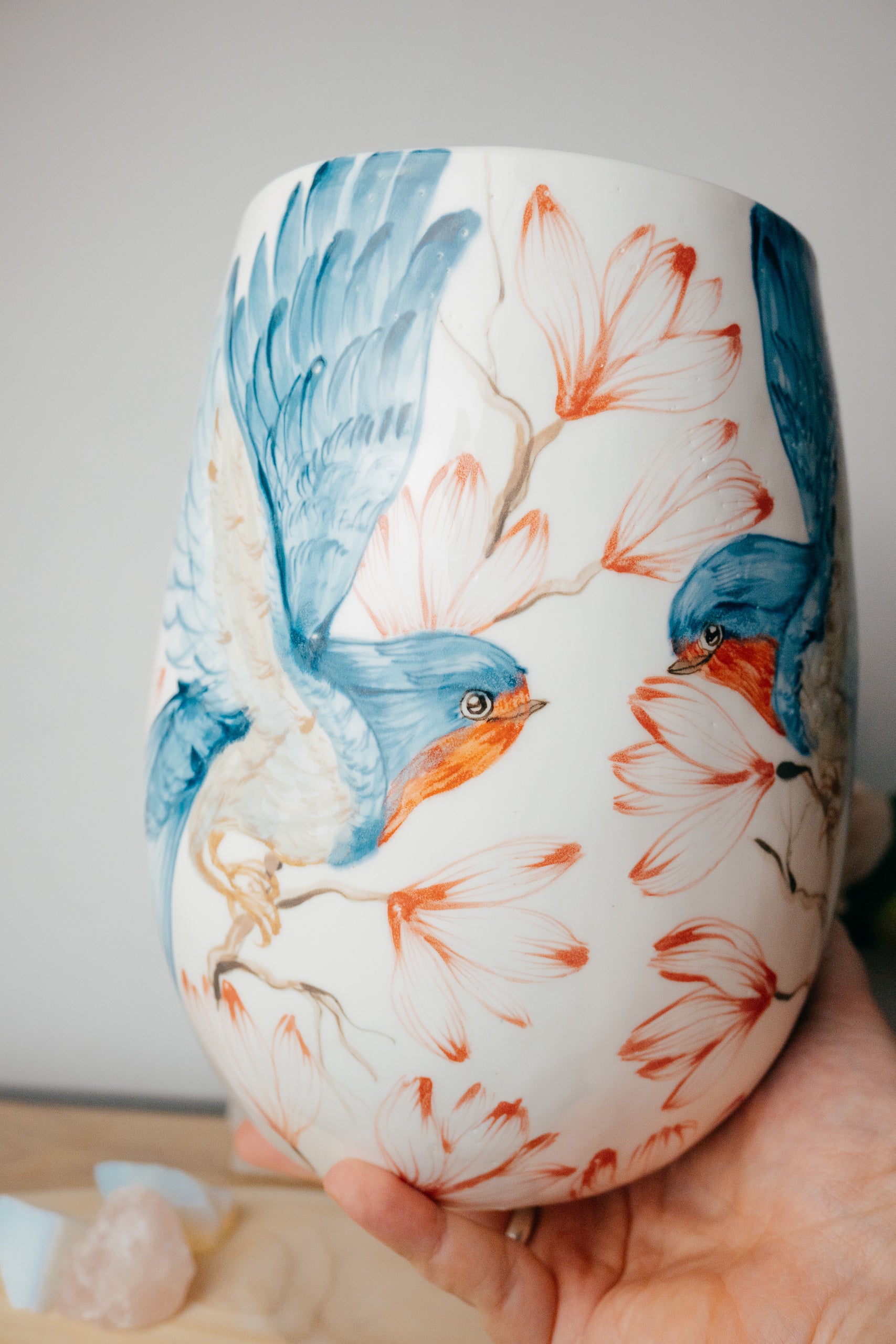 Swallows in Magnolias | Large Porcelain Vase