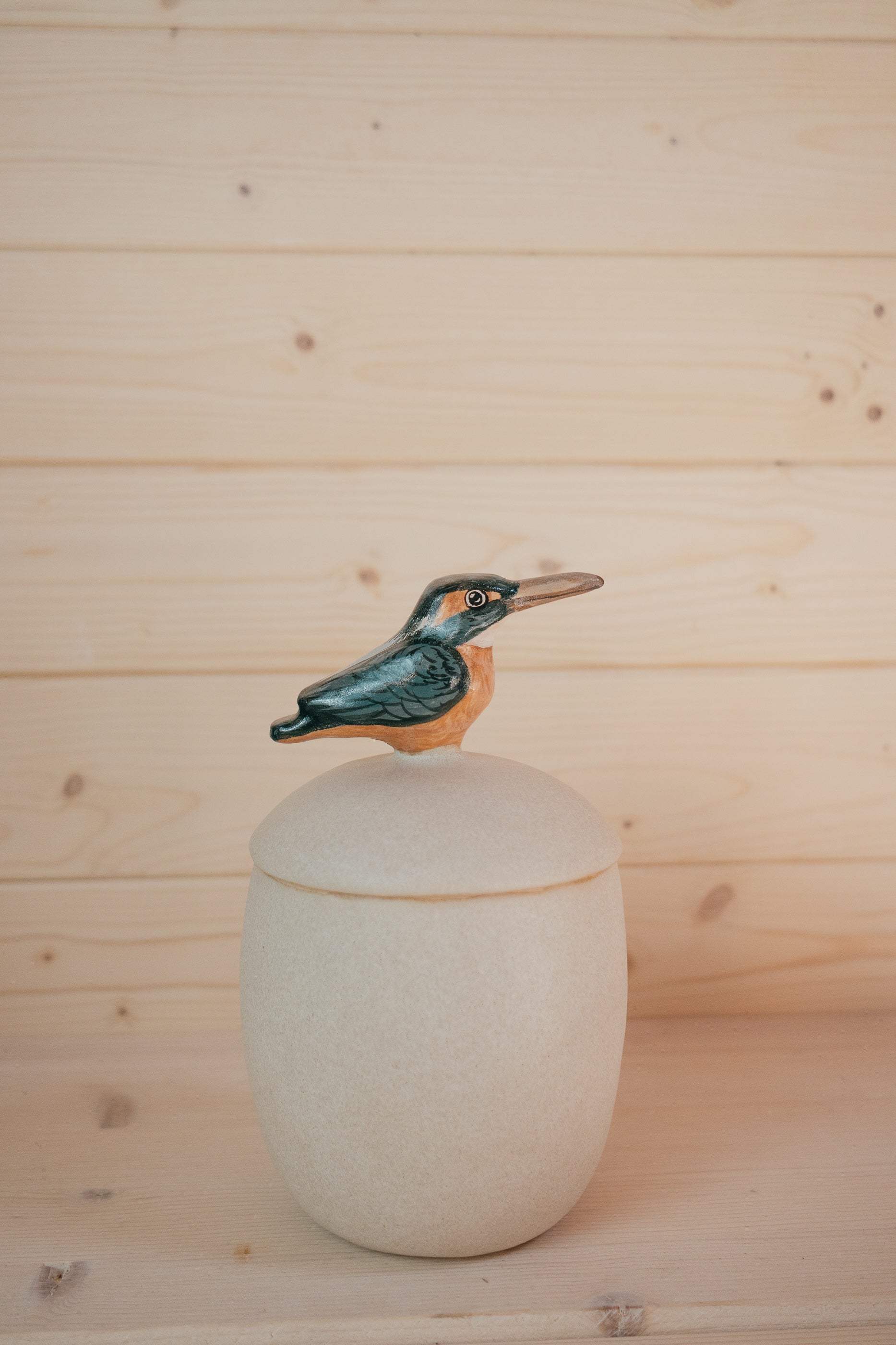 Kingfisher | Lidded stoneware vessel