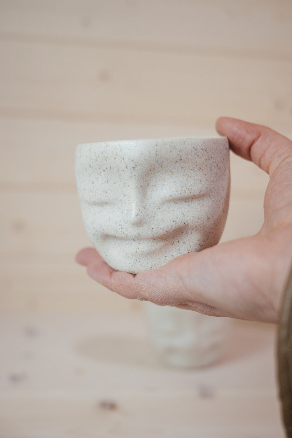 Happy face cup | Stoneware