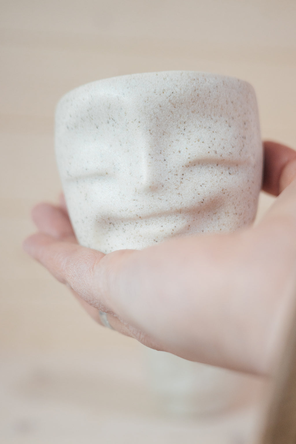 Happy face cup | Stoneware