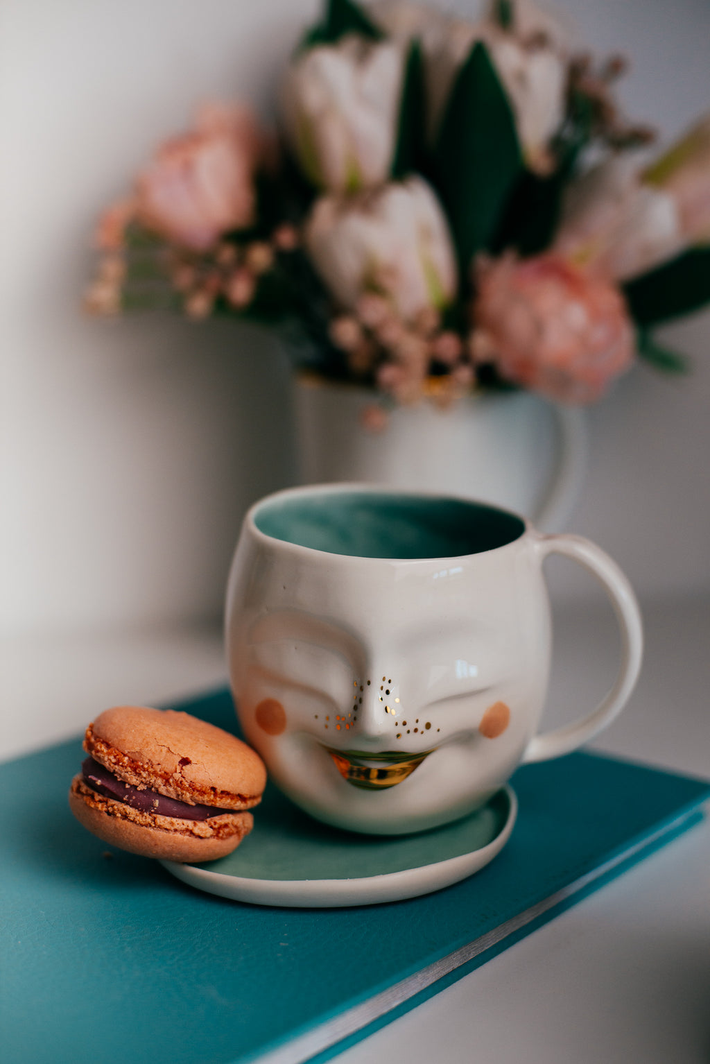 Happy face M rounded size | Porcelain mug