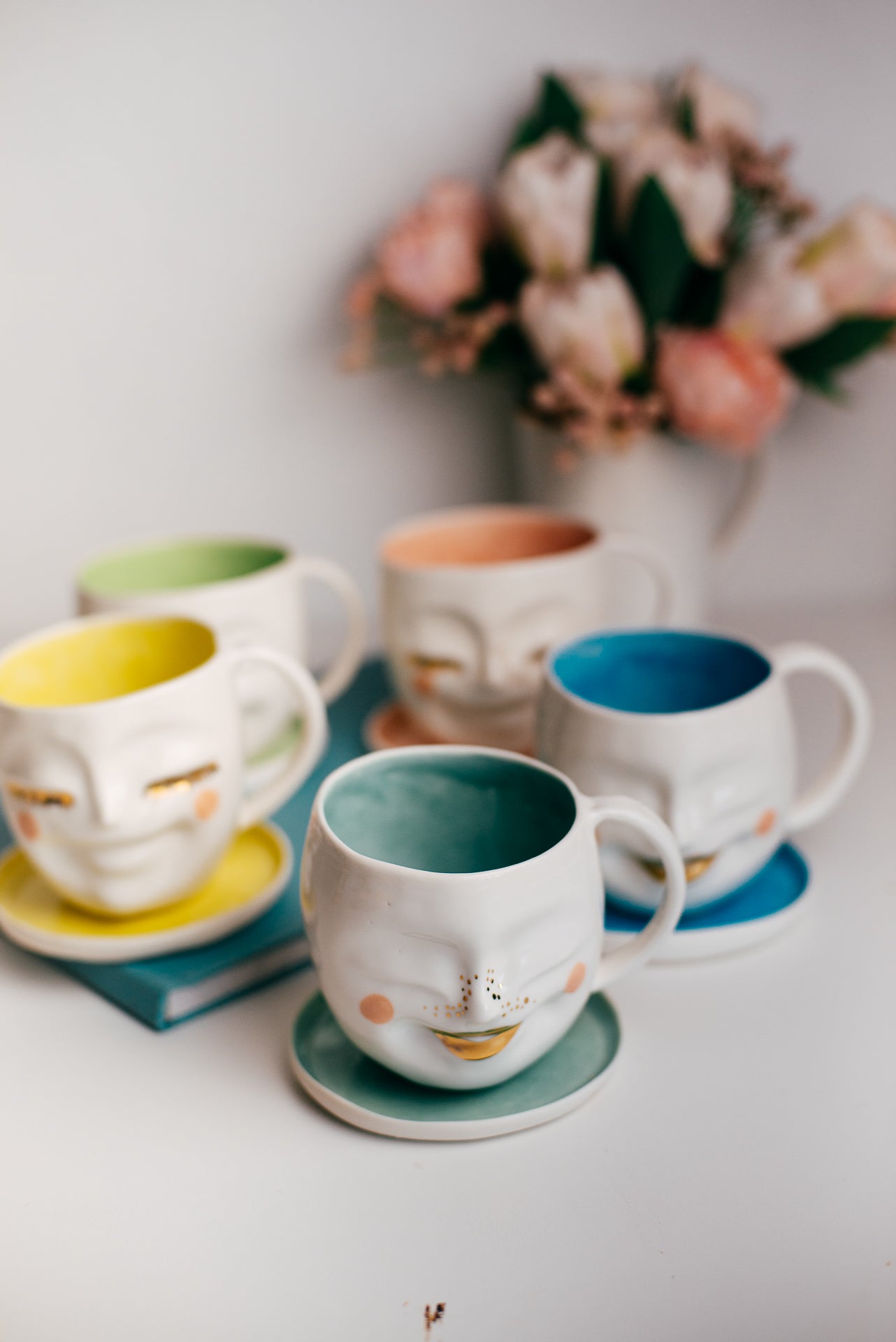Happy face M rounded size | Porcelain mug