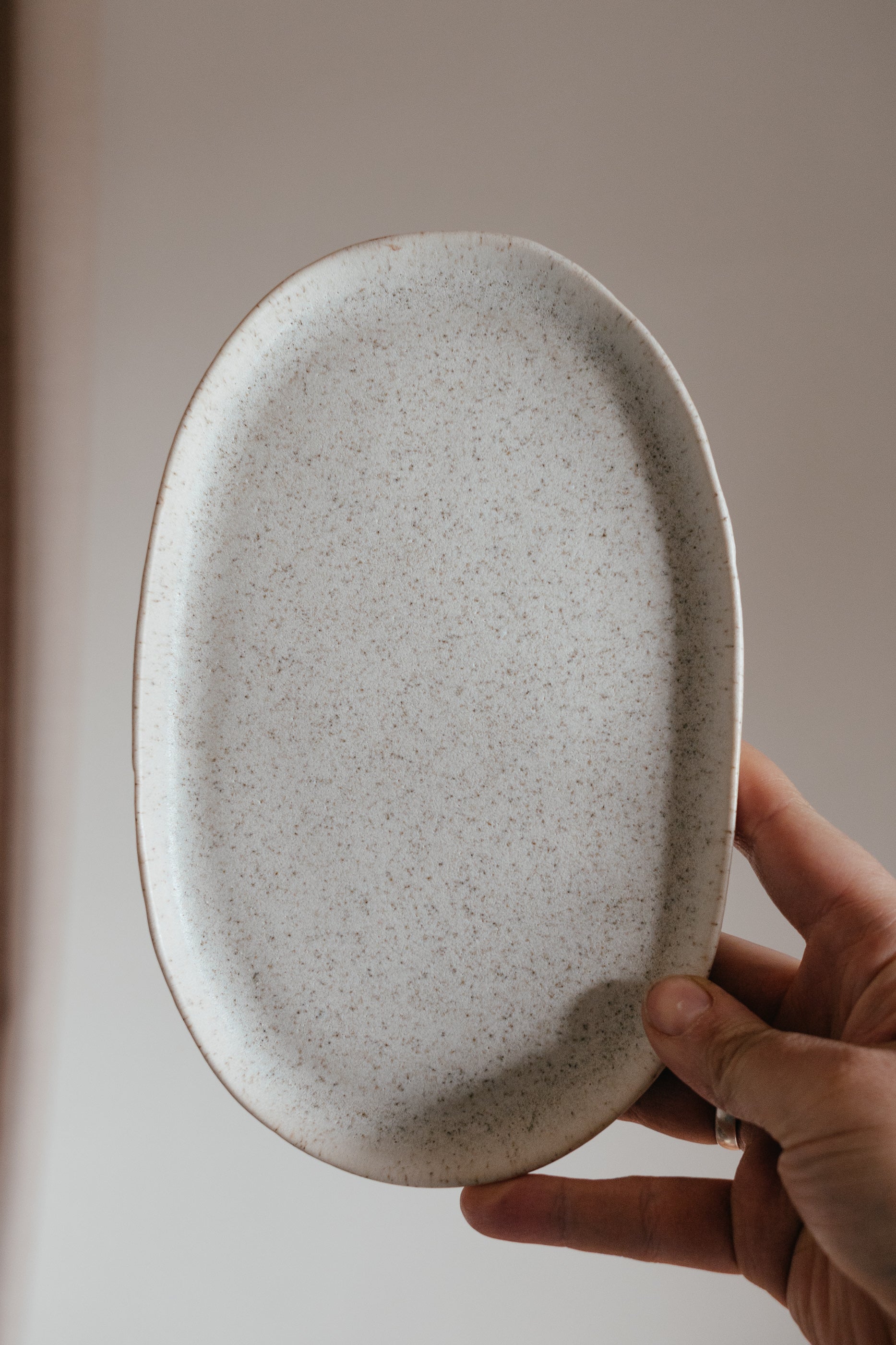 Elliptic plate | Stoneware