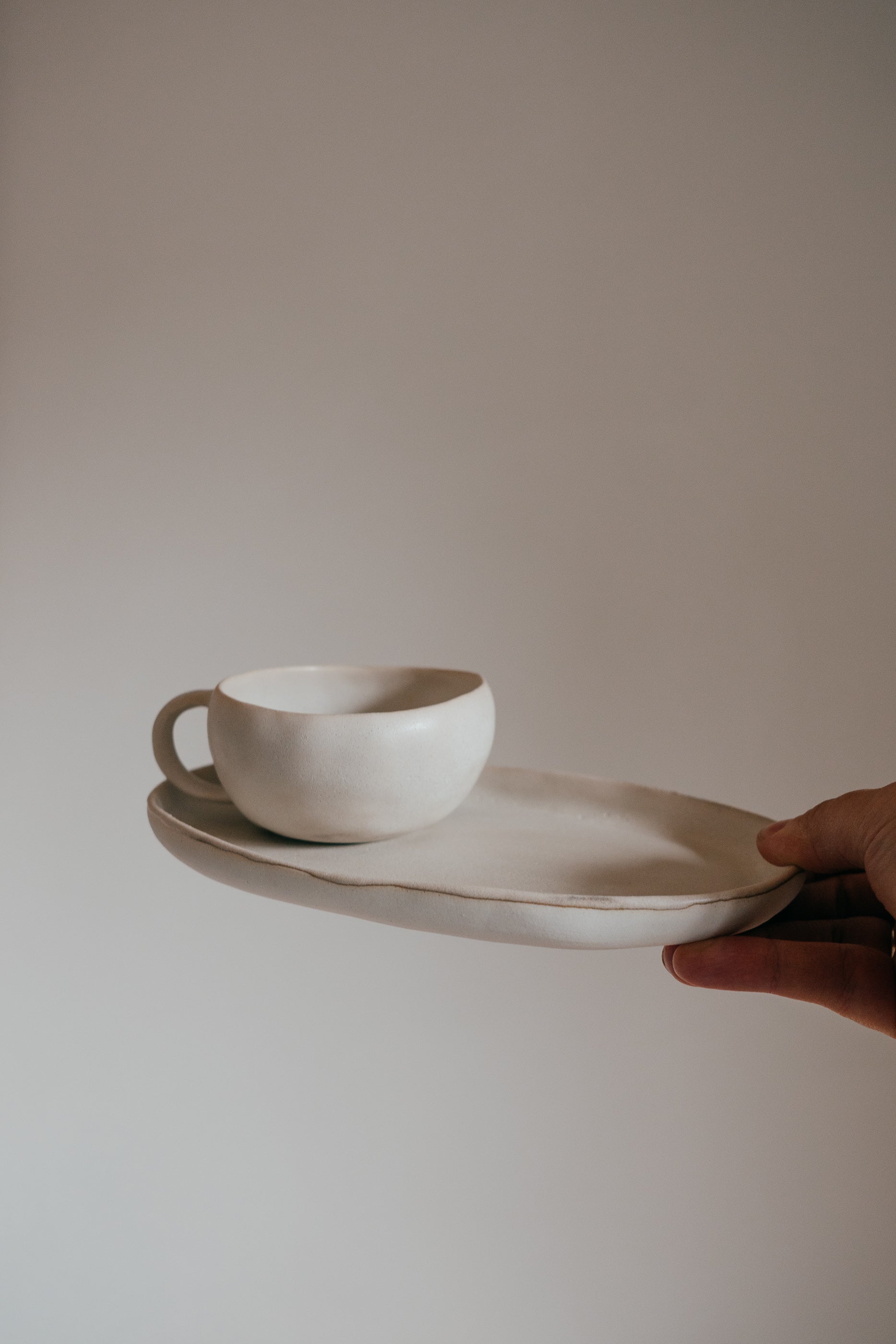 Elliptic plate | Stoneware