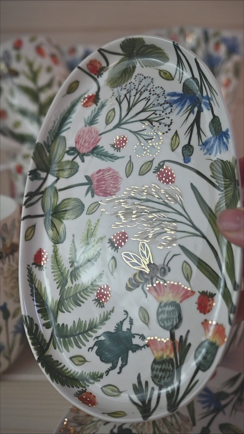 Vasaras pļava | Apgleznots porcelāna šķīvis