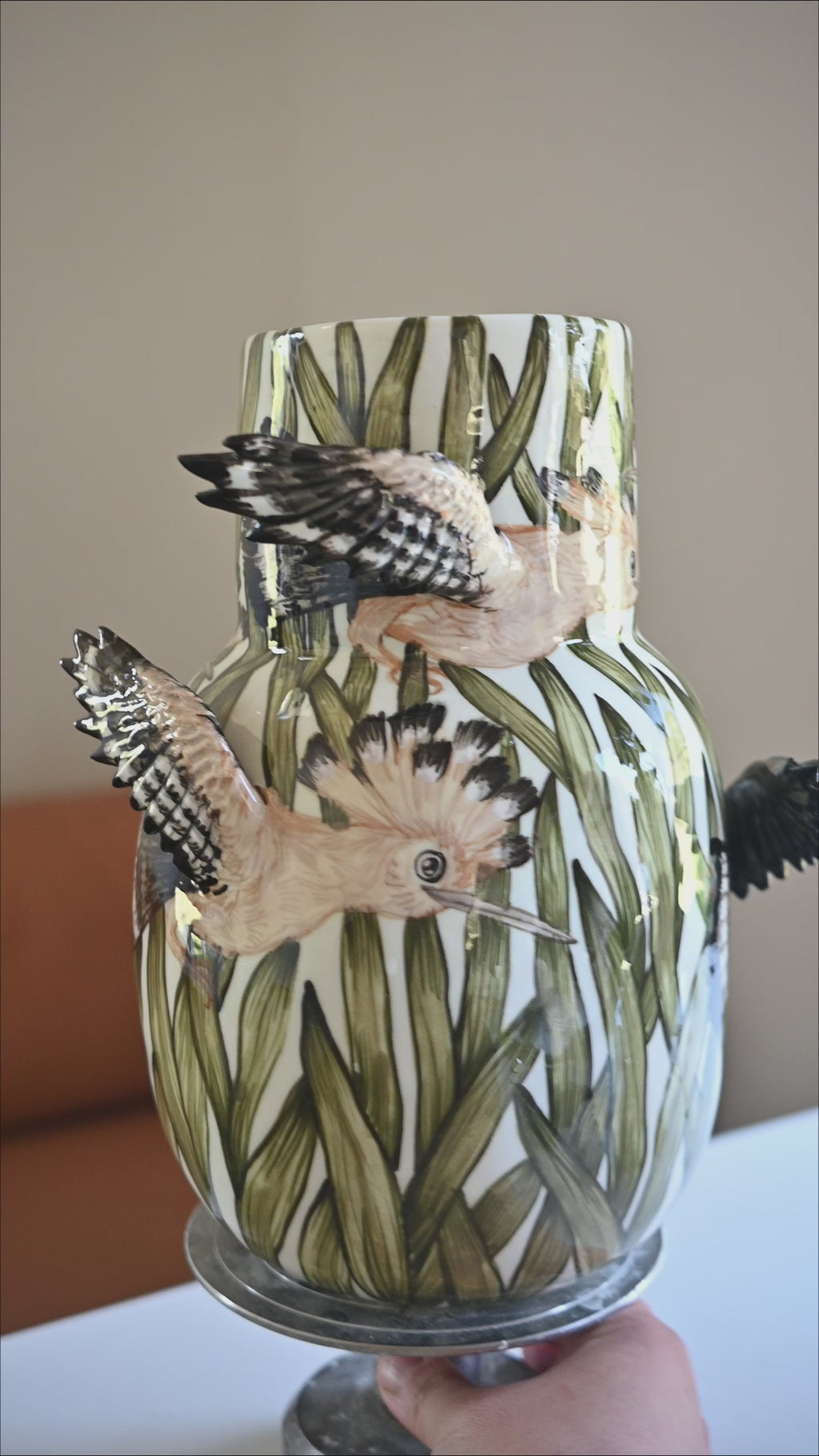 Hoopoe wings | Porcelain vase