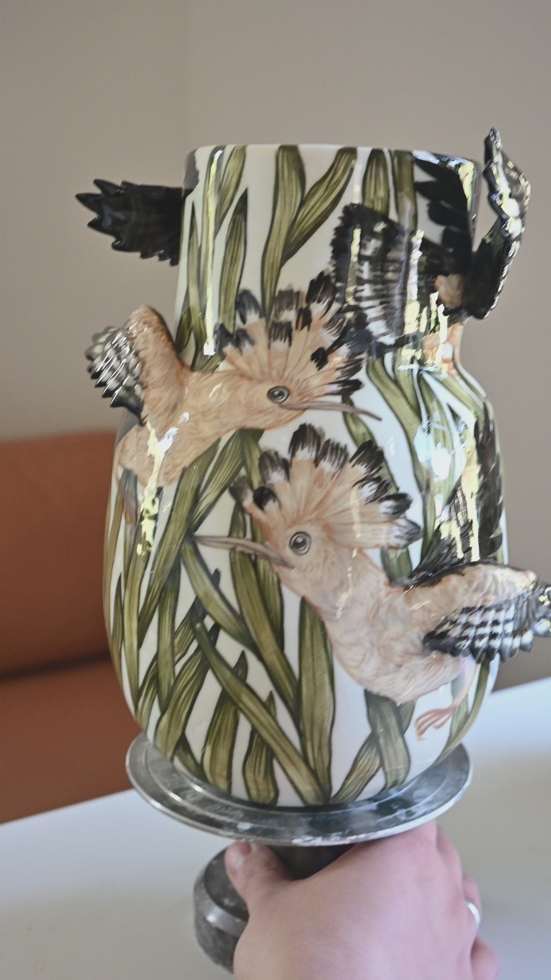Hoopoe wings | Porcelain vase